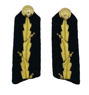 Gorget Gold 3 Leaves on black with Clip 3 3/4 Inch