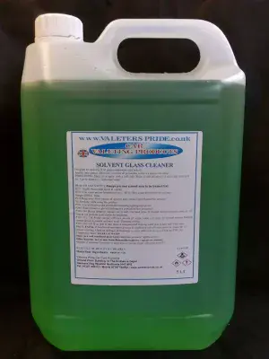 Budget Solvent Glass cleaner a great valeting product