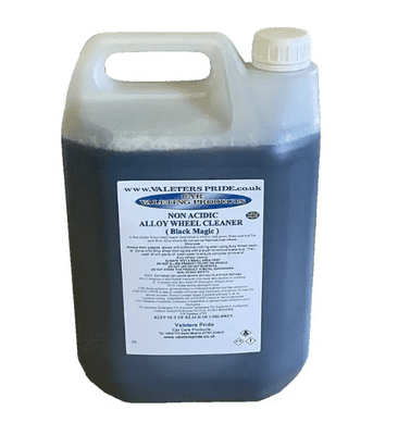 Non acidic strong alloy wheel cleaner - Black Magic