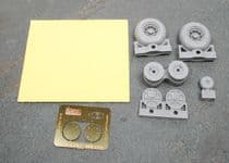 Curtiss P-40 wheels, pattern tyre (1/32nd)