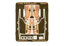 McDD F-4J Air Brakes (Academy)