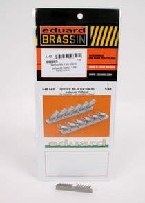 Supermarine Spitfire Mk V Six-stack 'Fishtail' Exhausts