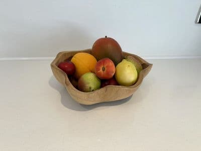 25cm Wooden Shell Shaped Teak Fruit Nuts Bowl Table Centre Gift