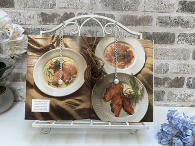 34cm White Distressed Recipe Cook Book Holder Freestanding Metal