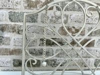 34cm White Distressed Recipe Cook Book Holder Freestanding Metal