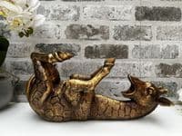 Distressed Gold Drunken Giraffe Wine Bottle Holder Freestanding Novelty Gift