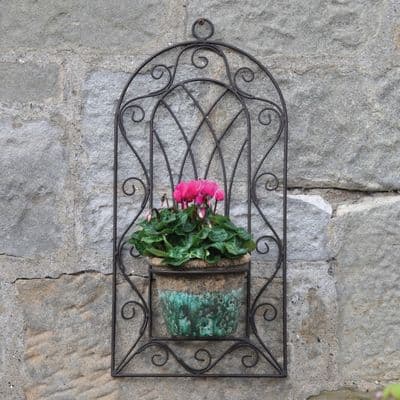 Garden Scroll Gothic Style Metal Single Wall Plant Pot Holder Brown Distressed