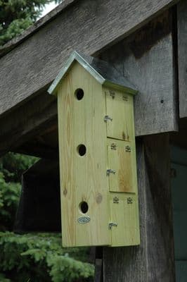 Sparrow Bird Flat Wooden Nesting Box House Garden Wildlife Wall Mounted