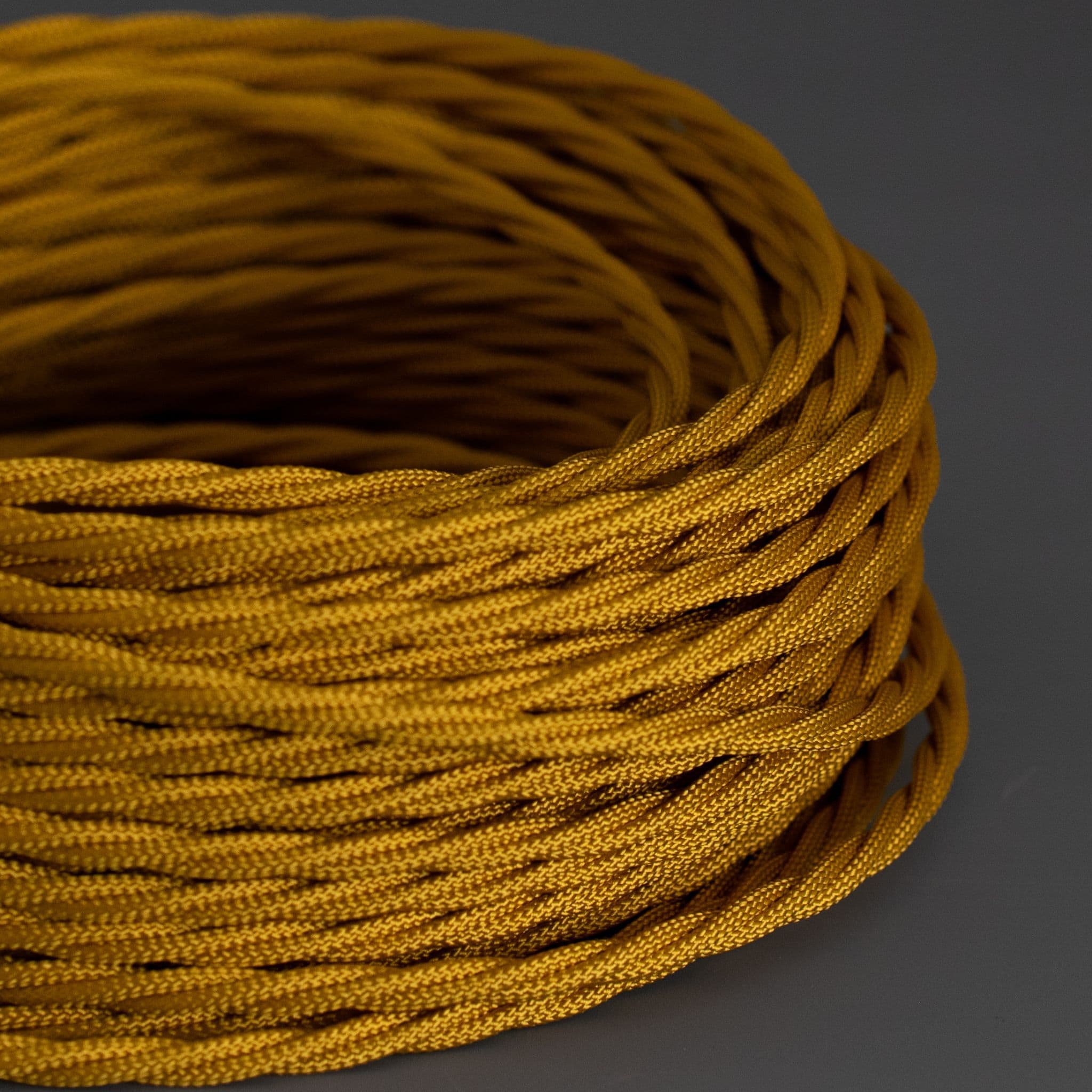 Braided Vintage Lighing Cable in Gold