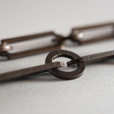 Brass Lighting Chain - Beag  - Old English Finish