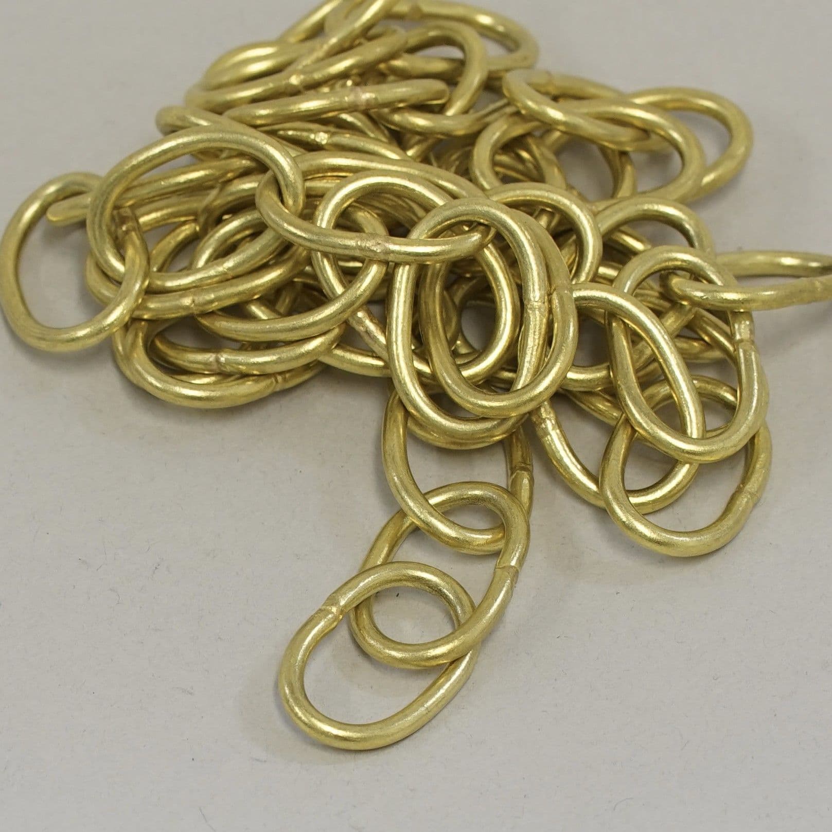 Brass Oval Lighting Chain Large - Natural Brass finish