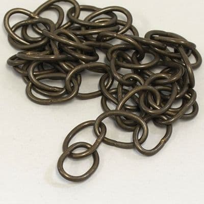 Brass Oval Lighting Chain Large - Old English finish