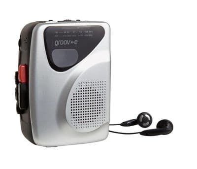 Groove Personal Cassette Player & Recorder / Radio GV1106