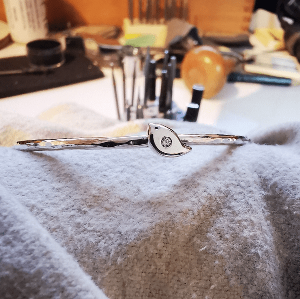 2mm Diamond And Ash Silver Robin Memorial Bangle