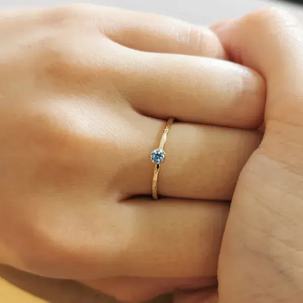 3mm Diamond, Ash / Hair Hidden 9ct Gold Classic And Simple Memorial Ring