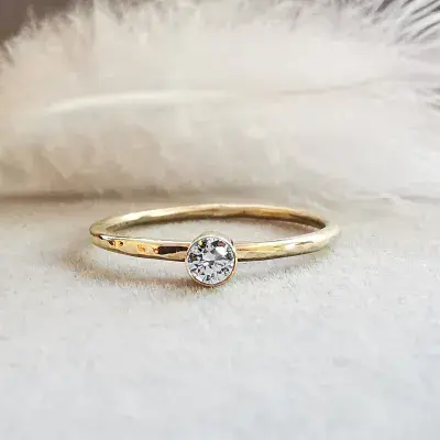 3mm Diamond, Ash / Hair Hidden 9ct Gold Classic And Simple Memorial Ring