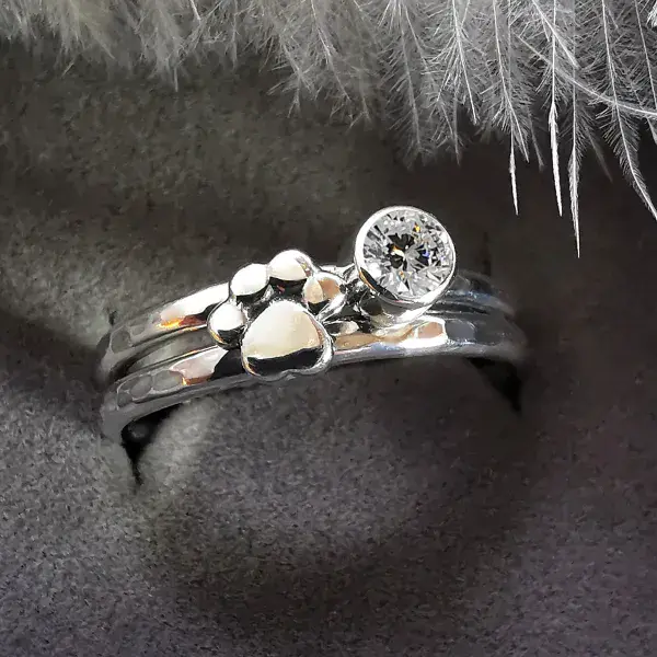 3mm or 4mm Diamond Ashes/Hair Memorial Paw Ring