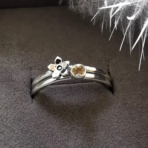 3mm or 4mm Diamond Forget Me Not Silver Memorial Ring