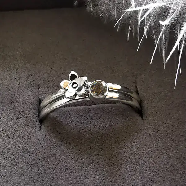 3mm or 4mm Diamond Forget Me Not Silver Memorial Ring