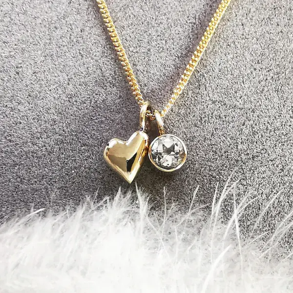 4mm Diamond 9ct Gold Heart Memorial Pendant Ash/Hair-HIDDEN