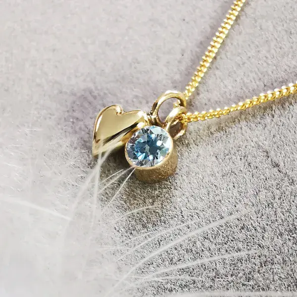 4mm Diamond 9ct Gold Heart Memorial Pendant Ash/Hair-HIDDEN