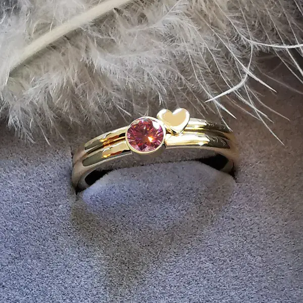 4mm Diamond, 9ct Gold Heart  Memorial Ring -Ash/Hair Hidden
