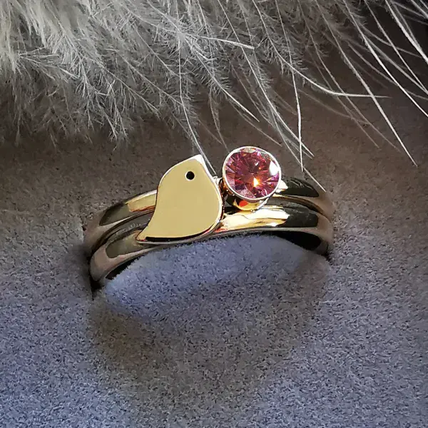 4mm Diamond, 9ct Gold Robin Memorial Ring - Ash/Hair Hidden