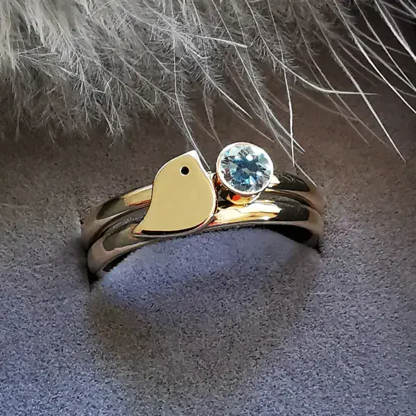4mm Diamond, 9ct Gold Robin Memorial Ring - Ash/Hair Hidden