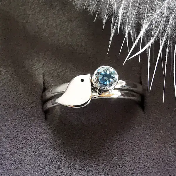 4mm Diamond,  Silver Robin Memorial Ring - Ash/Hair Hidden