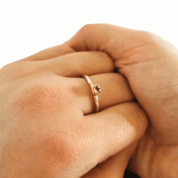 4mm Gemstone And Ash/Hair Memorial 9ct Gold Ring