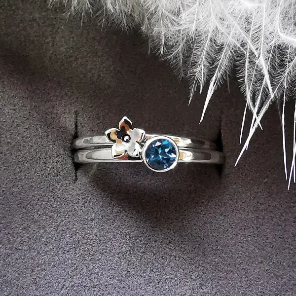 4mm Gemstone And Ash/Hair Small Forget Me Not Memorial Stacking Ring