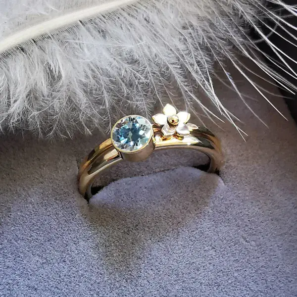 5mm Diamond, 9ct Gold Forget Me Not Memorial Ring - Ash/Hair Hidden