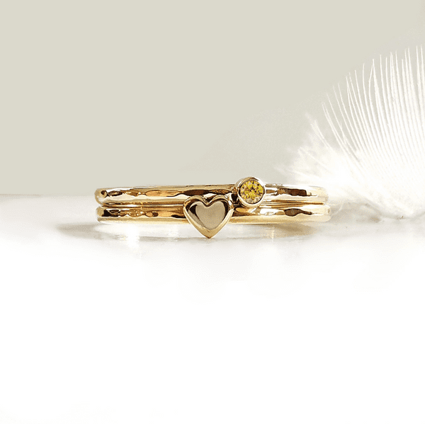 9ct Gold Heart Memorial Ring For 2mm Heart In Diamond