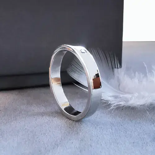 Unisex 2mm Diamond Ash 4mm Silver Flat Rings