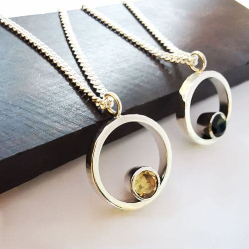 Unisex 6mm Gemstone And Ash/Hair Classic Circle Pendant