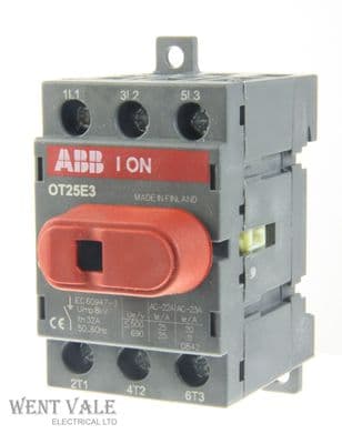 ABB 0T25E3 - 32a Triple Pole Panel Mount Switch Disconnector Un-used