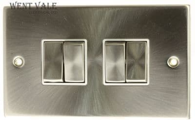 Click Deco Victorian 'Ingot' - VPSC414WH - 10ax 4g 2 Way Switch in Satin Chrome