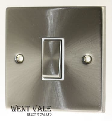 Click Deco Victorian - VPSC425WH - 10a 1g Intermediate Switch in Satin Chrome