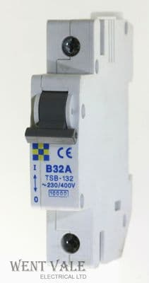 Clipsal TSB-132 - 32a Type B Single Pole Mk 1 MCB Used