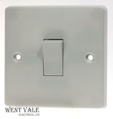 Crabtree Capital Series 4000 - 4170 White Moulded 10ax One Gang Two Way Switch
