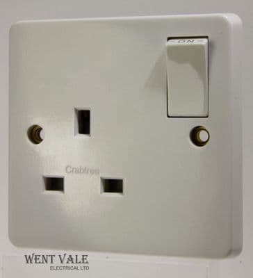 Crabtree Capital Series 4000 - 4304/D White Moulded 13a Single Switched Socket