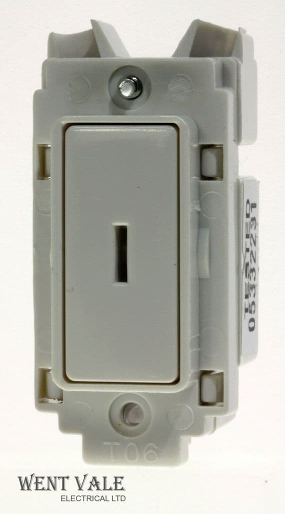 Crabtree Rockergrid - 4551 - 20a Two Way Key Grid Switch Module Unused