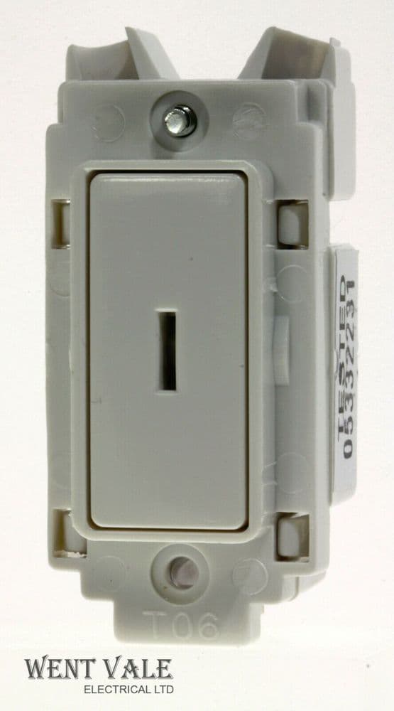 Crabtree Rockergrid - 4551 - 20a Two Way Key Grid Switch Module Unused