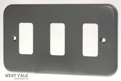 Crabtree Rockergrid 6583/BG - 3 Module Metalclad Switch Plate Un-used