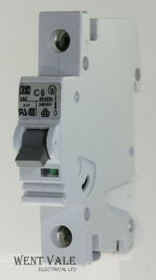 Cutler Hammer - SPCL1C06 - 6a Type C Single Pole MCB Used