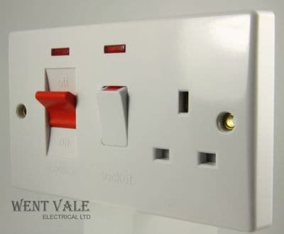 GET Ultimate Moulded - WK518044 - 45a Double Pole Cooker Control & 13A Socket With Neons New in Box