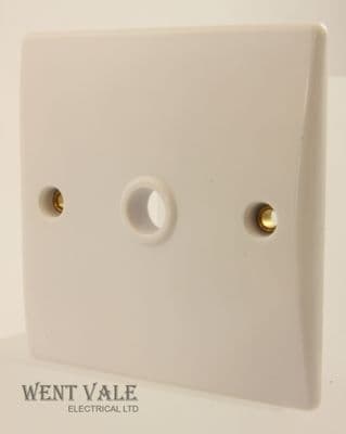 GET Ultimate Slimline Moulded - GU2003 - 20a Front Entry Flex Outlet Plate New