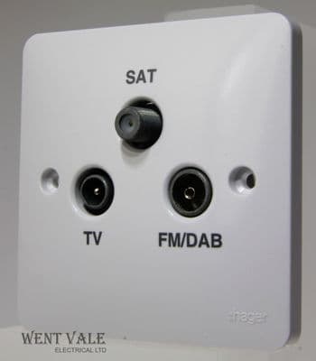 Hager Sollysta White Moulded - WMTX - TV/FM-DAB/SAT Triplexer Outlet