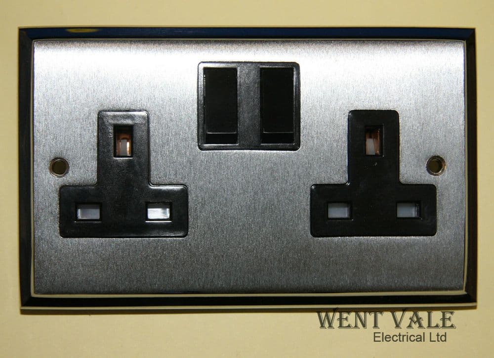 Heritage Brass Apollo Duel Finish - P950BN - 13a Twin Switched Socket New