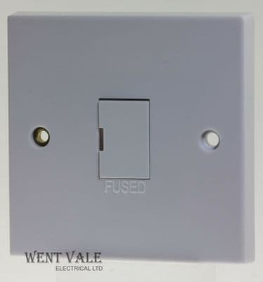 Holder - WPSQSPUR - 13a White Moulded Unswitched Fused Connection Unit New